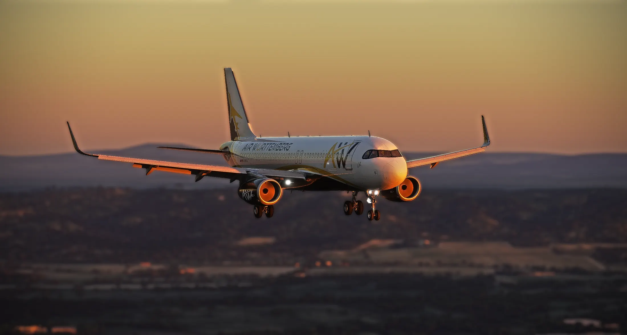 Airbus A320neo von AirWürttemberg im Endanflug